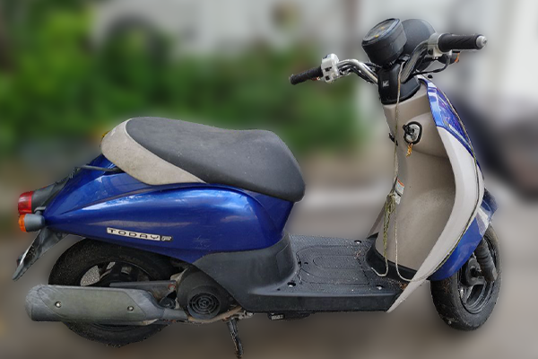 鳥取県で回収した原付 ホンダ トゥデイ